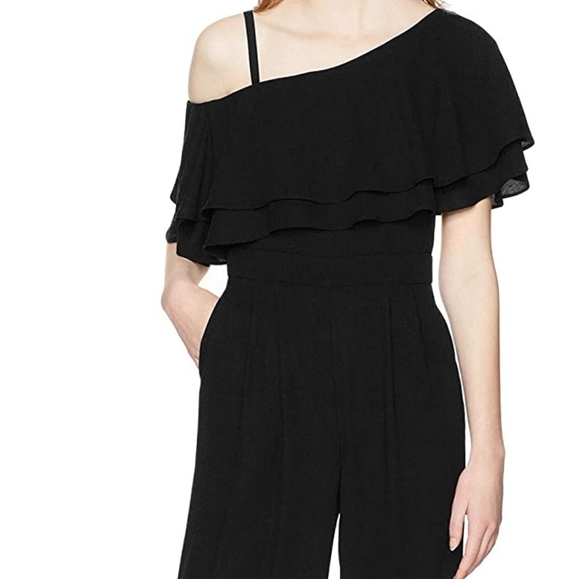 Vince Camuto one shoulder jumpsuit - Picture 1 of 13
